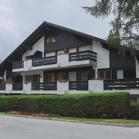 アパート Les Serandes *